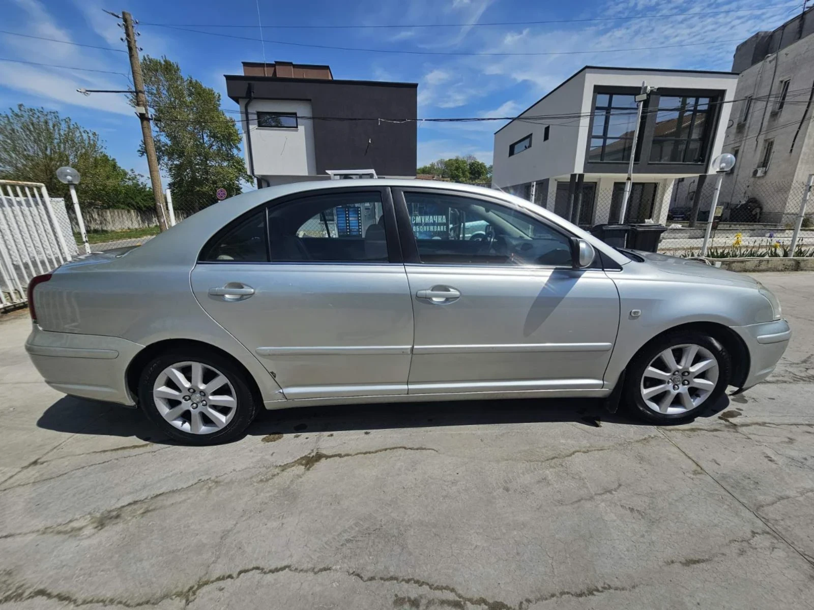 Toyota Avensis 2.0 D4d 116 - изображение 4