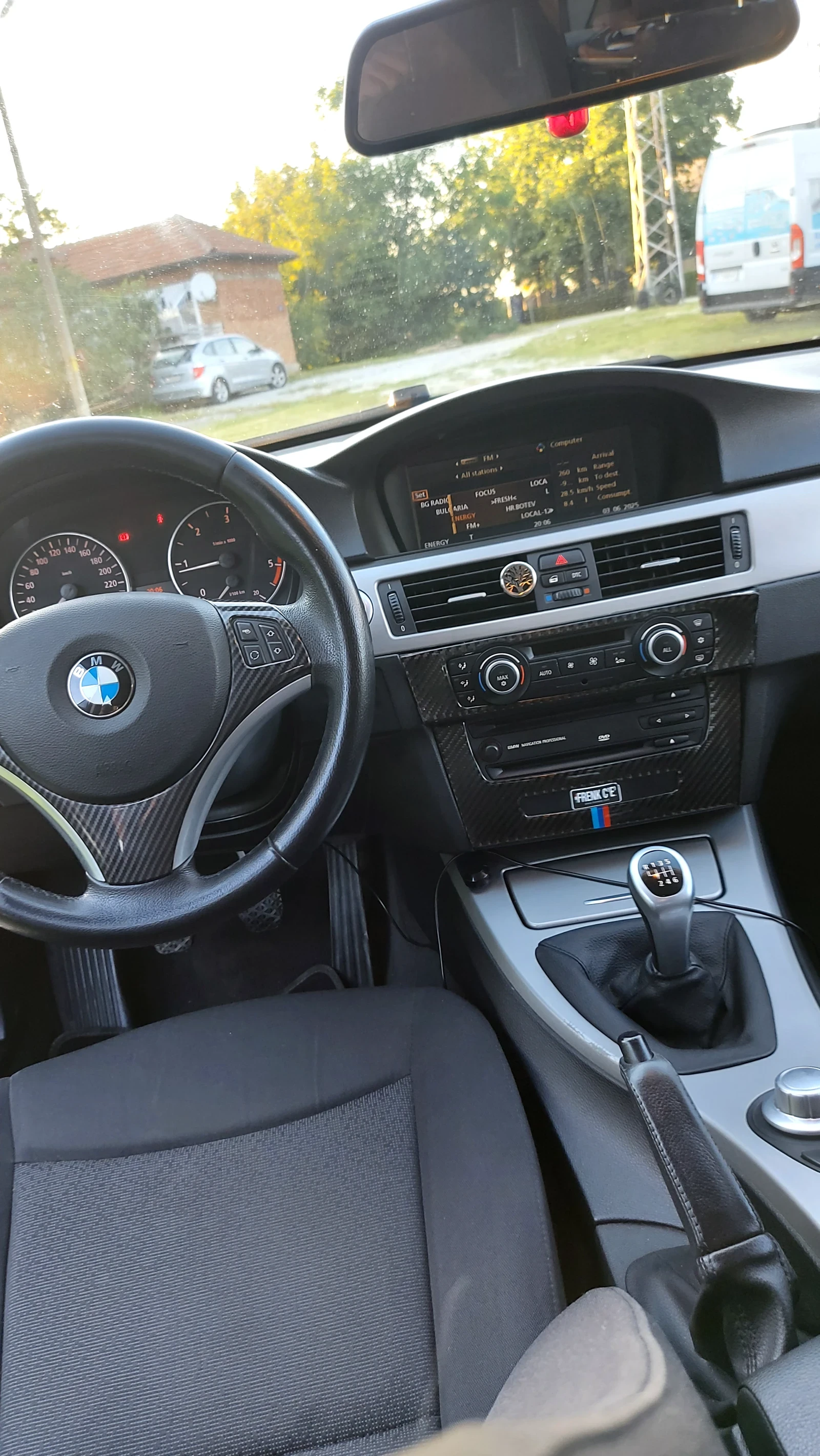 BMW 320 2.0 163 к.с navi - изображение 5