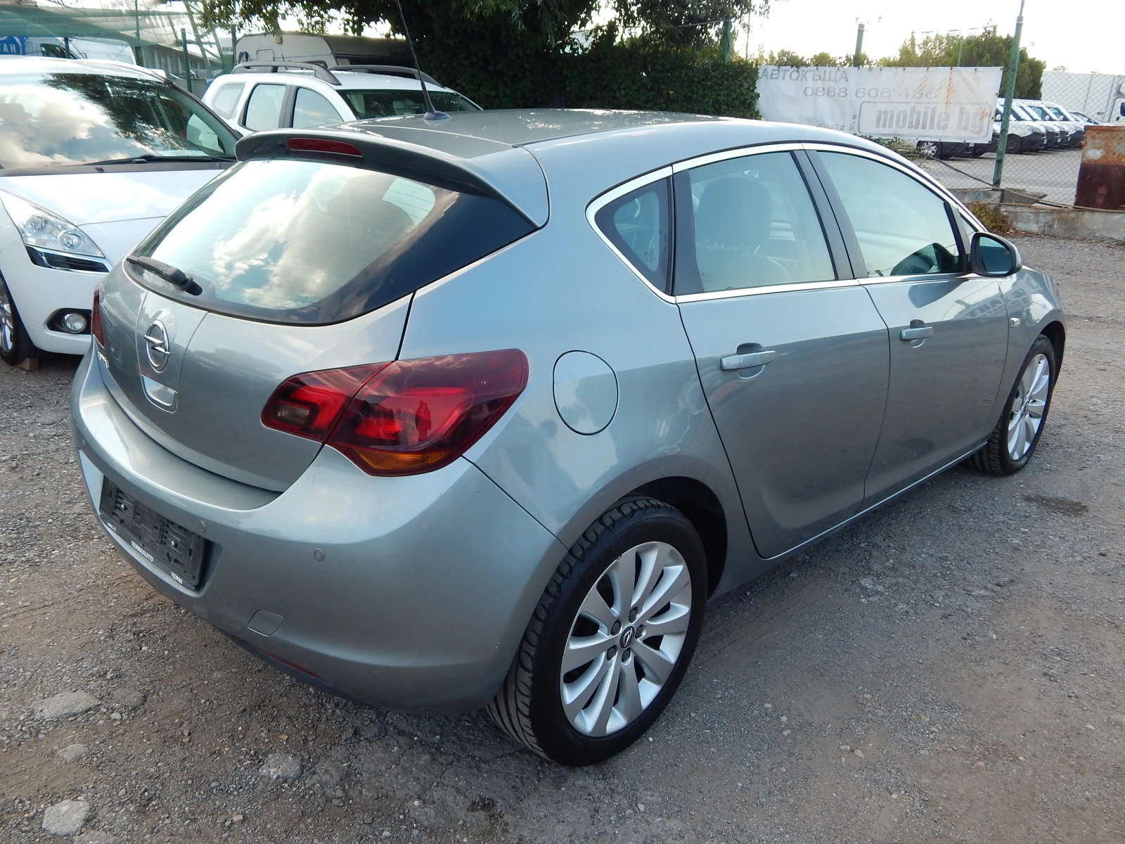 Opel Astra 1.6i* 92000km.* COSMO*  - изображение 4
