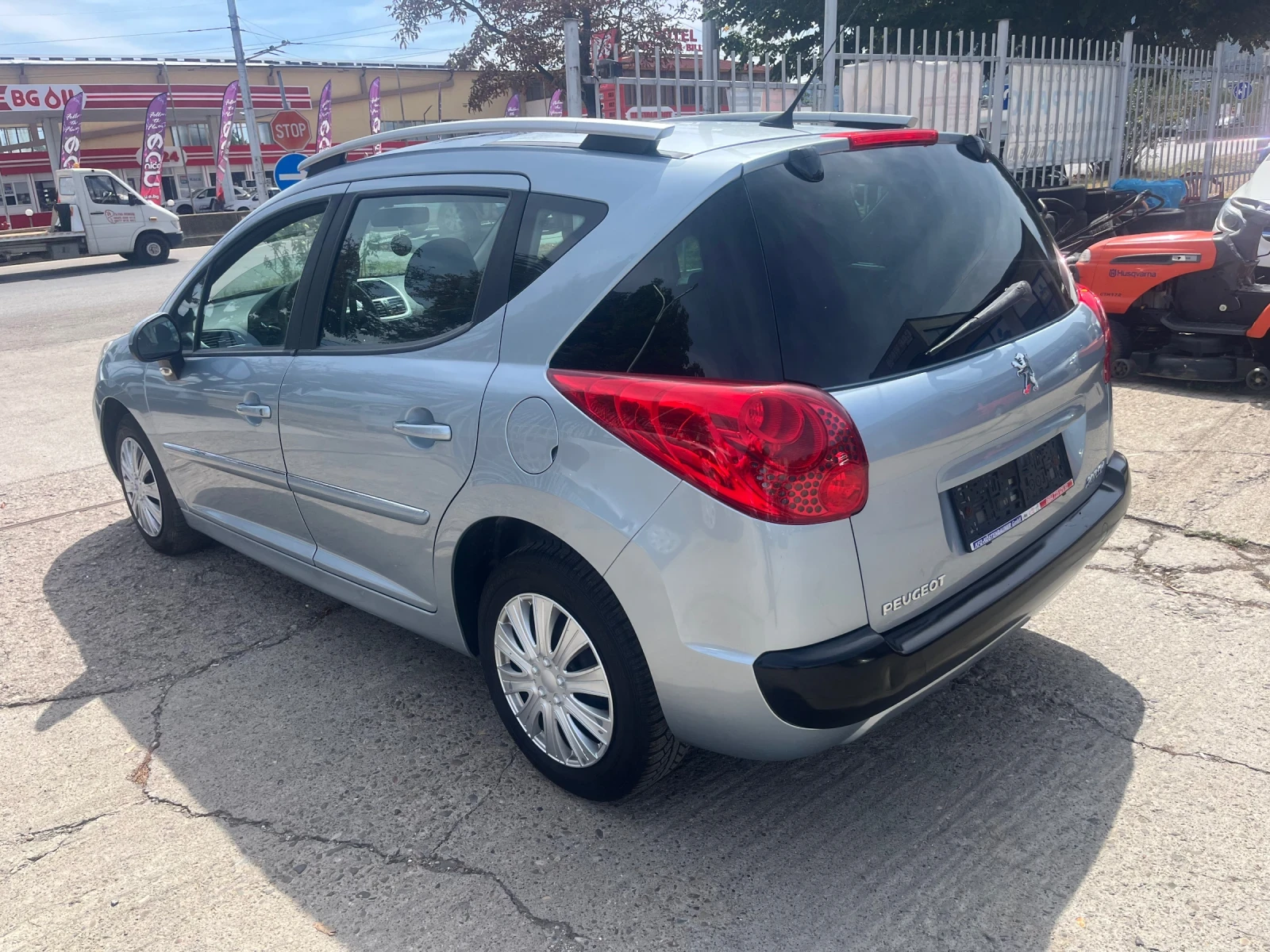 Peugeot 207 SW panorama - изображение 5