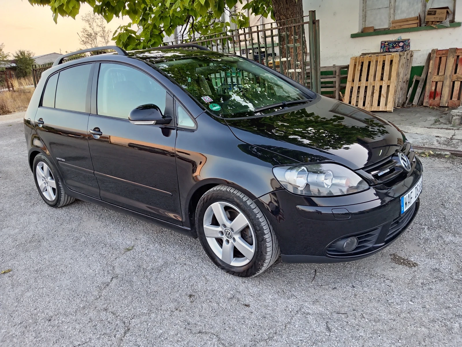 VW Golf Plus 1.9 дизел 105 - изображение 3