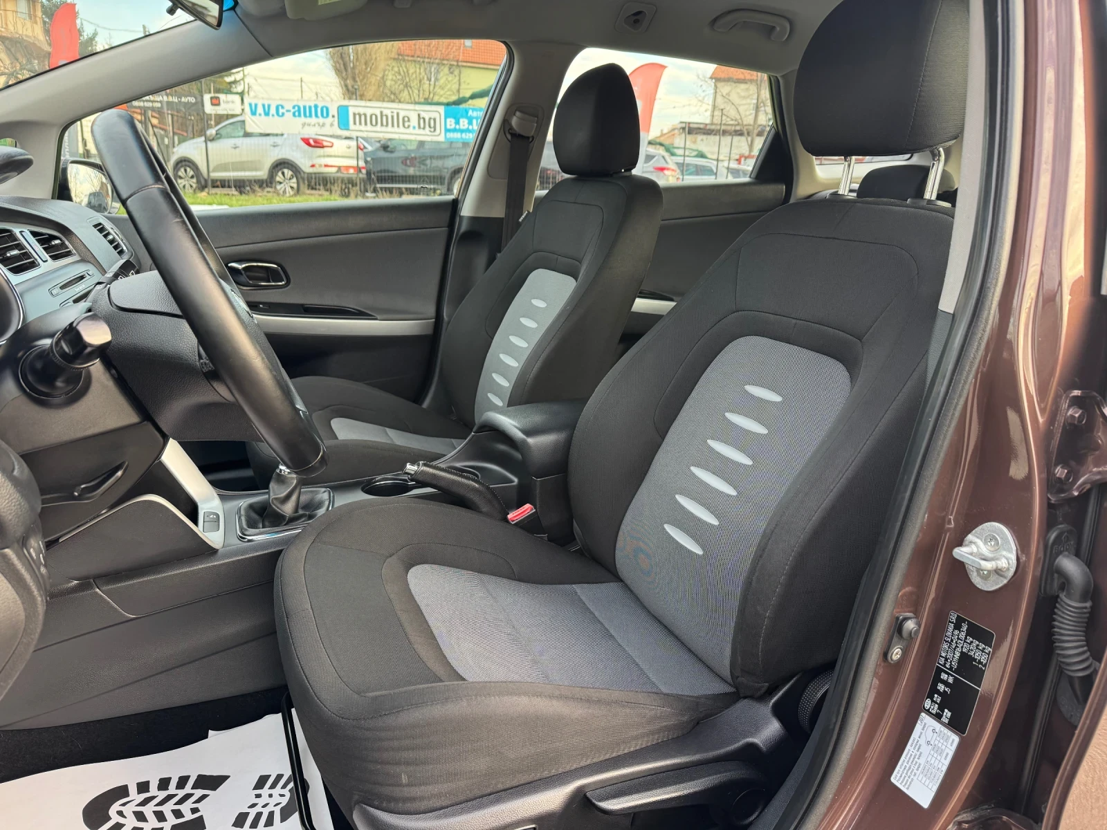 Kia Ceed 1.6CRDi - изображение 8