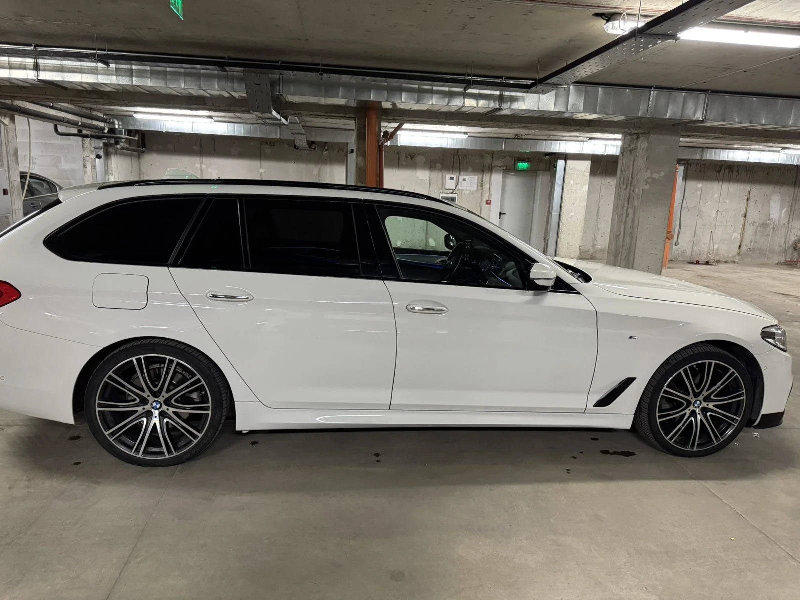 BMW 520, снимка 5 - Автомобили и джипове - 54397978