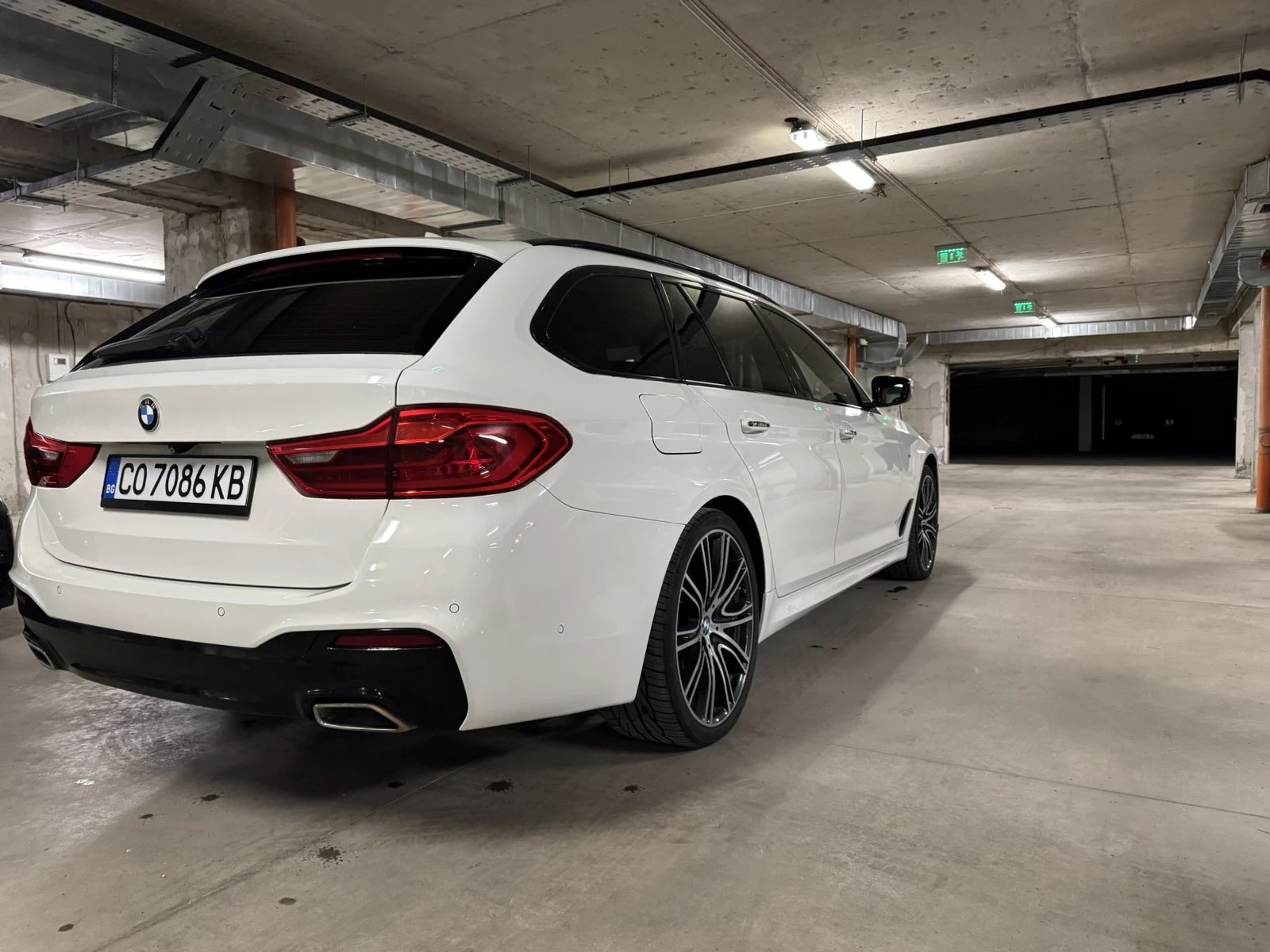 BMW 520, снимка 4 - Автомобили и джипове - 54397978