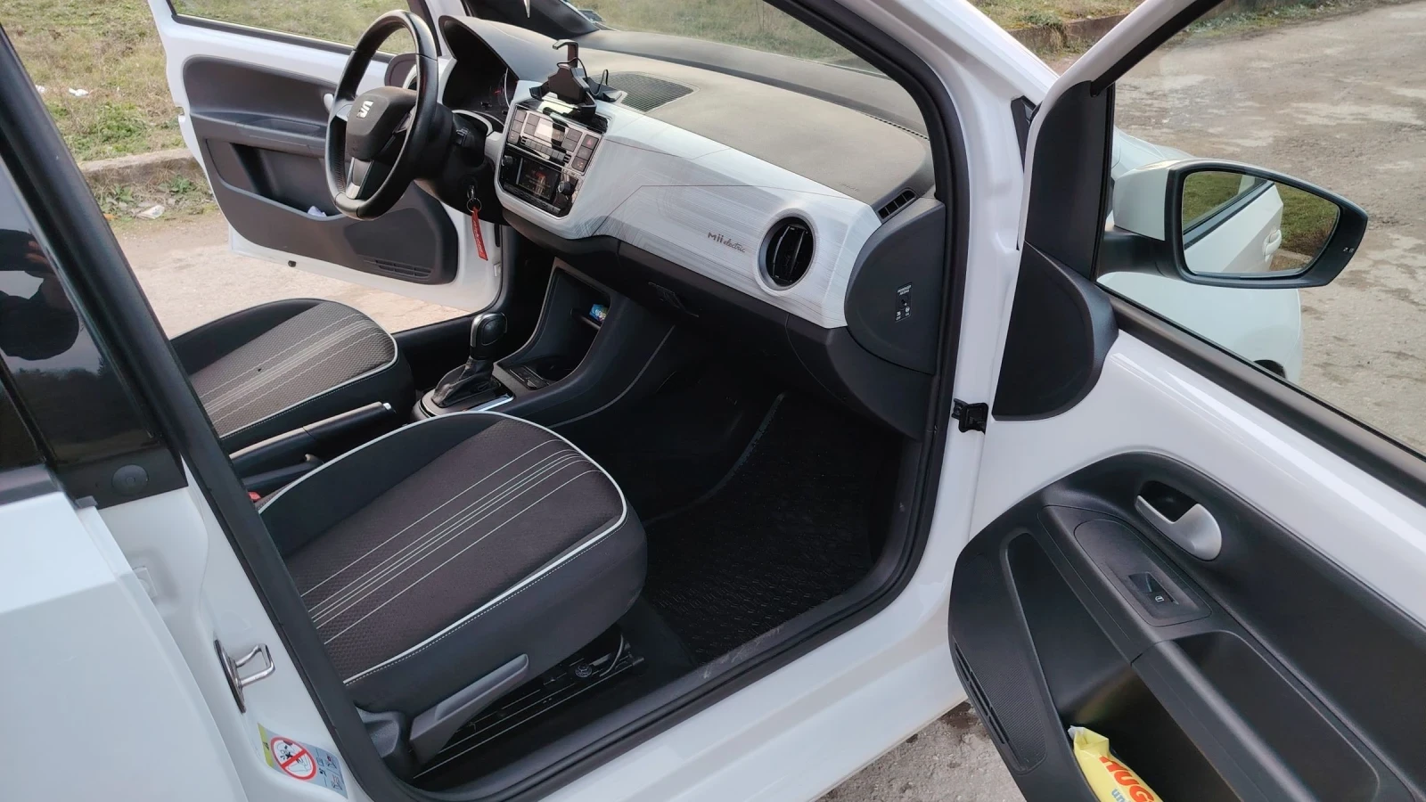Seat Mii Електрически 36.8kwh, снимка 11 - Автомобили и джипове - 54465168