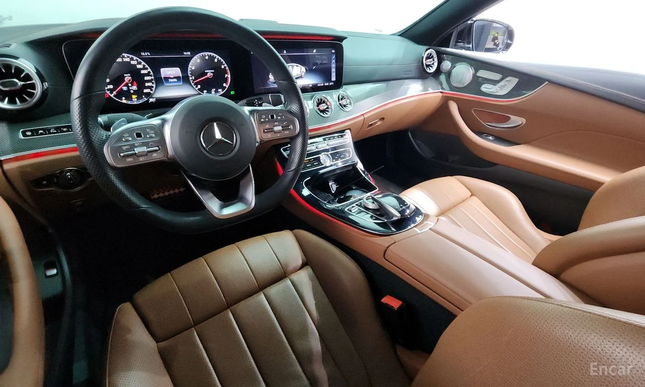 Mercedes-Benz E 450 4MATIC* COUPE* КОЖА* ПОДГРЕВ* HEAD UP* PANO* НАВИ*, снимка 7 - Автомобили и джипове - 54730233