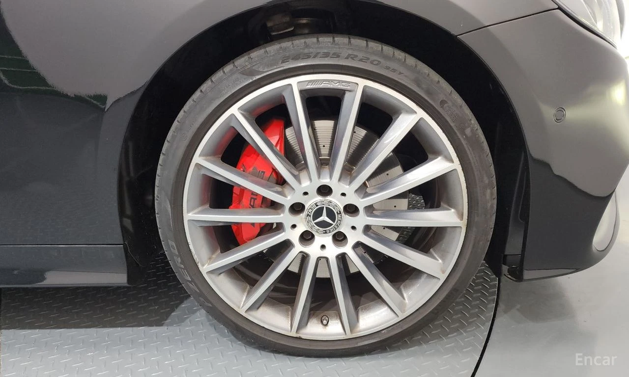 Mercedes-Benz E 450 4MATIC* COUPE* КОЖА* ПОДГРЕВ* HEAD UP* PANO* НАВИ*, снимка 5 - Автомобили и джипове - 54730233