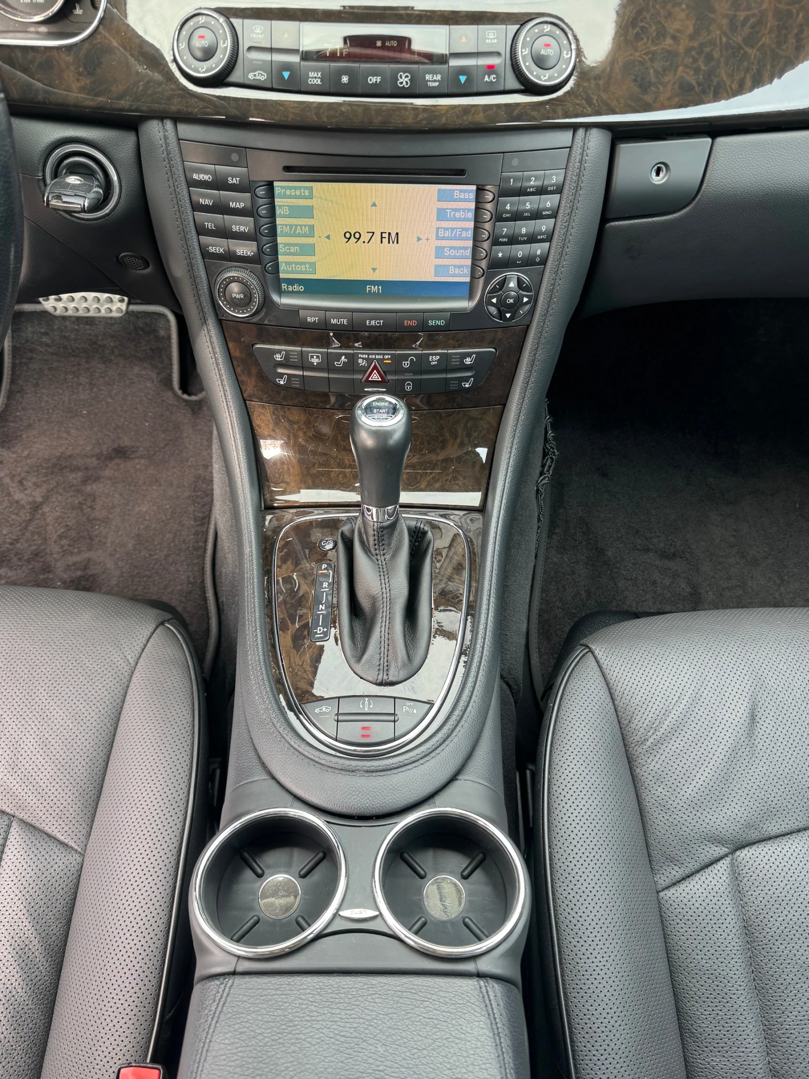 Mercedes-Benz CLS 500 550 388к.с 180хил км!!! УНИКАТ!!!, снимка 13 - Автомобили и джипове - 54804165