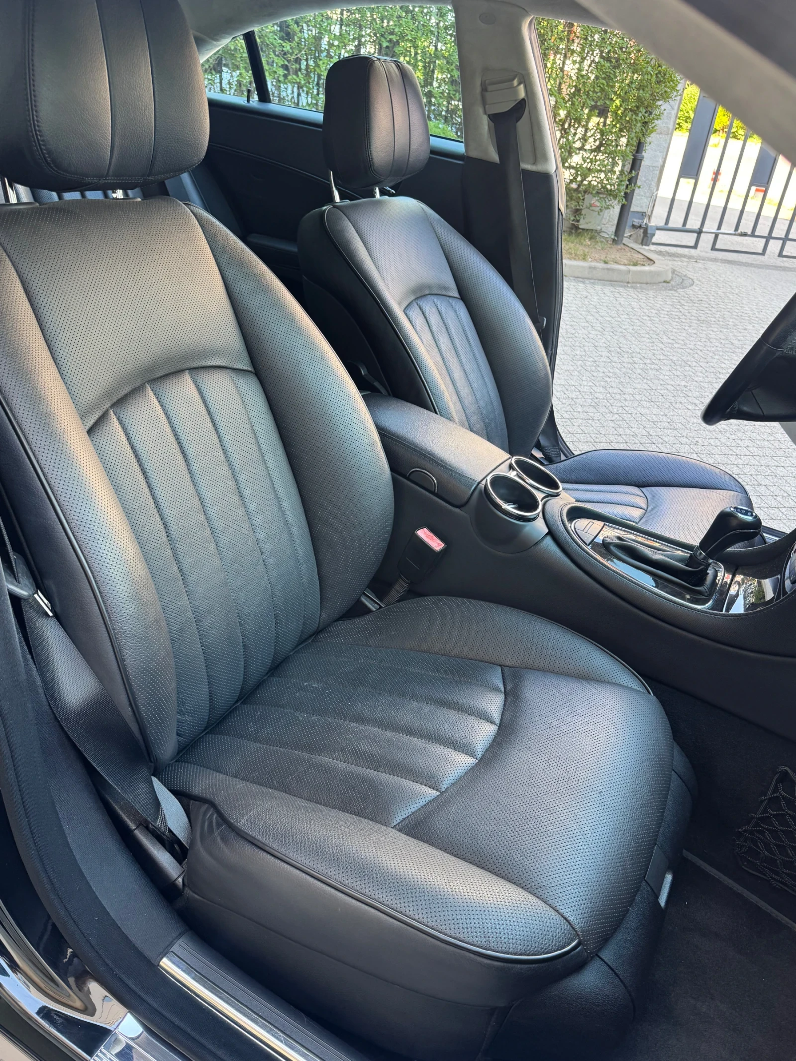 Mercedes-Benz CLS 500 550 388�.� 180��� ��!!! FULL | Mobile.bg � ����������� 10