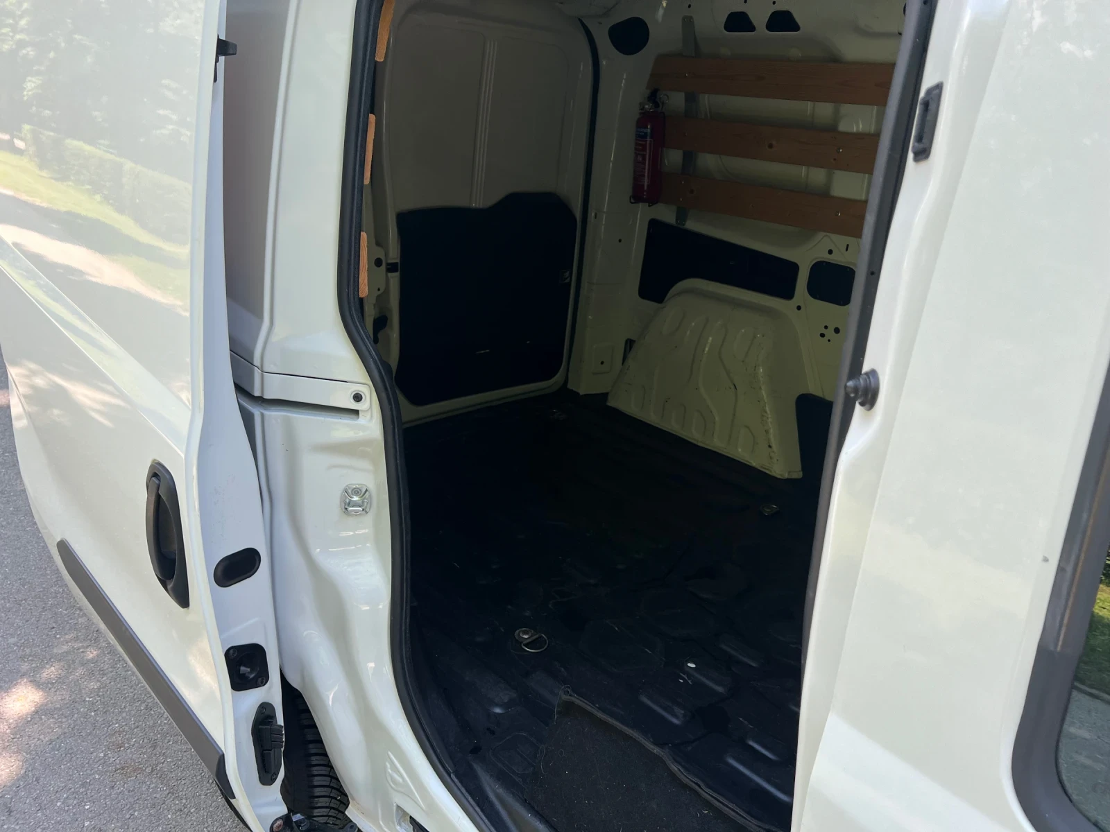 Fiat Doblo 1.3 JTD 2015, Дизел, снимка 13 - Автомобили и джипове - 54794182
