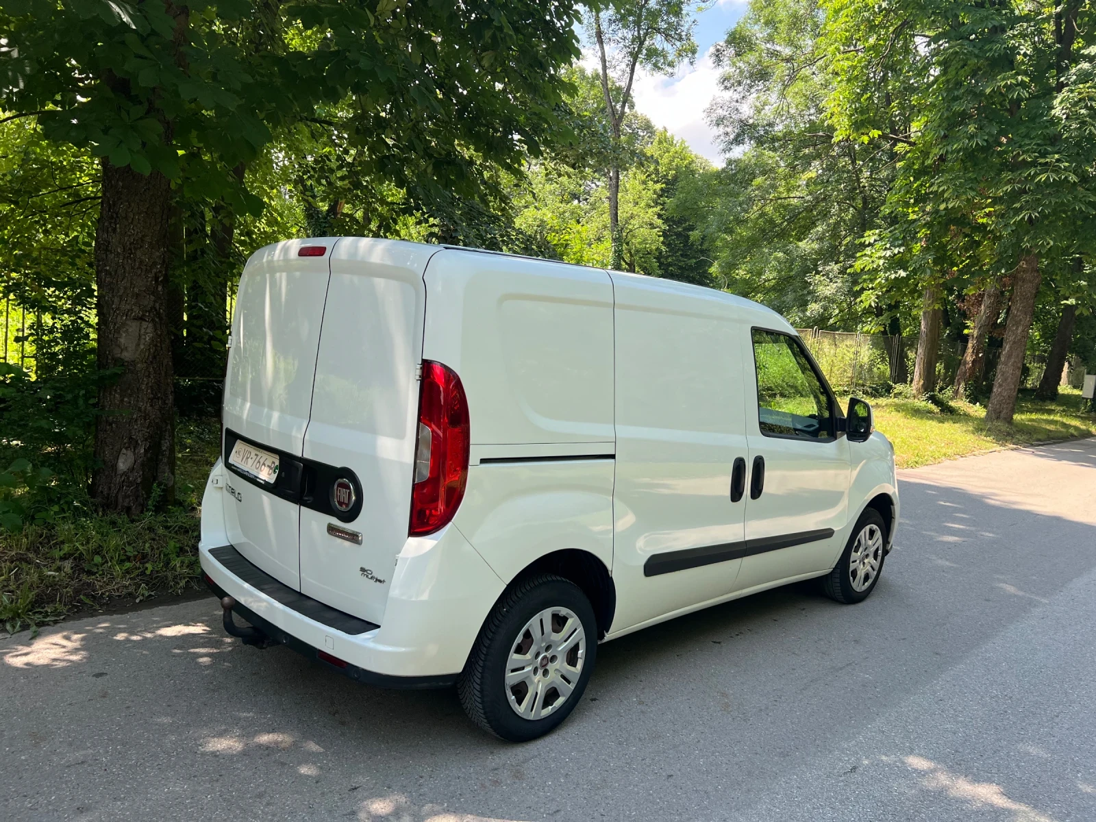 Fiat Doblo 1.3 JTD 2015, Дизел, снимка 4 - Автомобили и джипове - 54794182