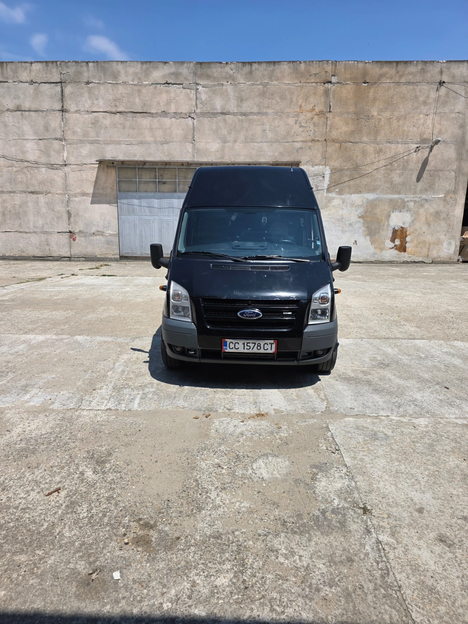 Ford Transit Custom Въздушно окачване, снимка 13 - Автомобили и джипове - 55426100