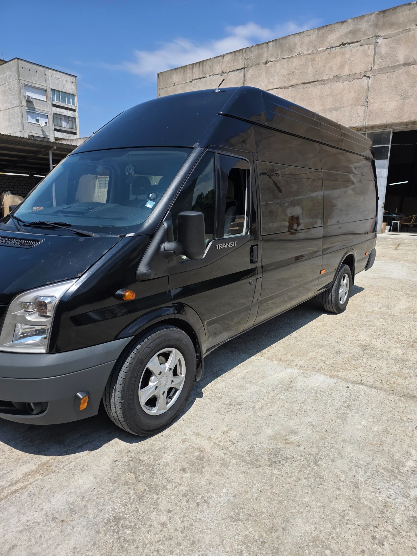 Ford Transit Custom Въздушно окачване, снимка 14 - Автомобили и джипове - 55426100