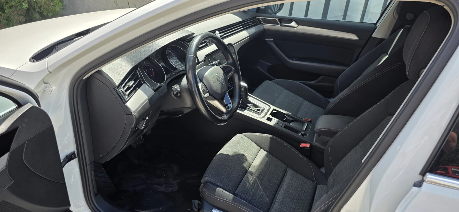 VW Passat Variant Business 1.5TSI DSG, снимка 8 - Автомобили и джипове - 56253066