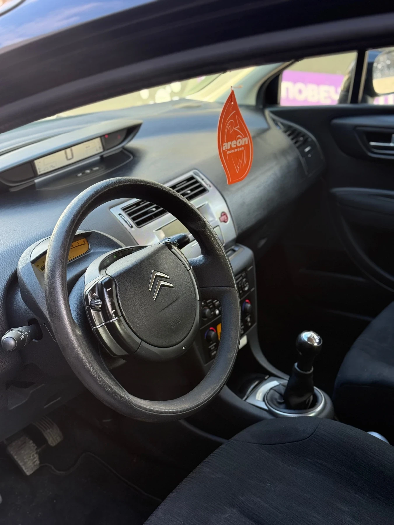 Citroen C4 1.4, снимка 6 - Автомобили и джипове - 56713238