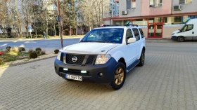 Nissan Pathfinder SE, снимка 1