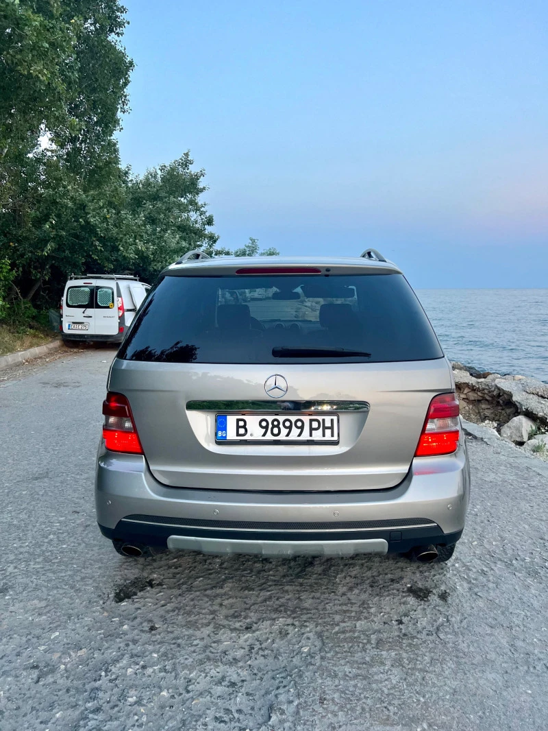 Mercedes-Benz ML 350 4X4 БЕНЗИН, снимка 3 - Автомобили и джипове - 49173008