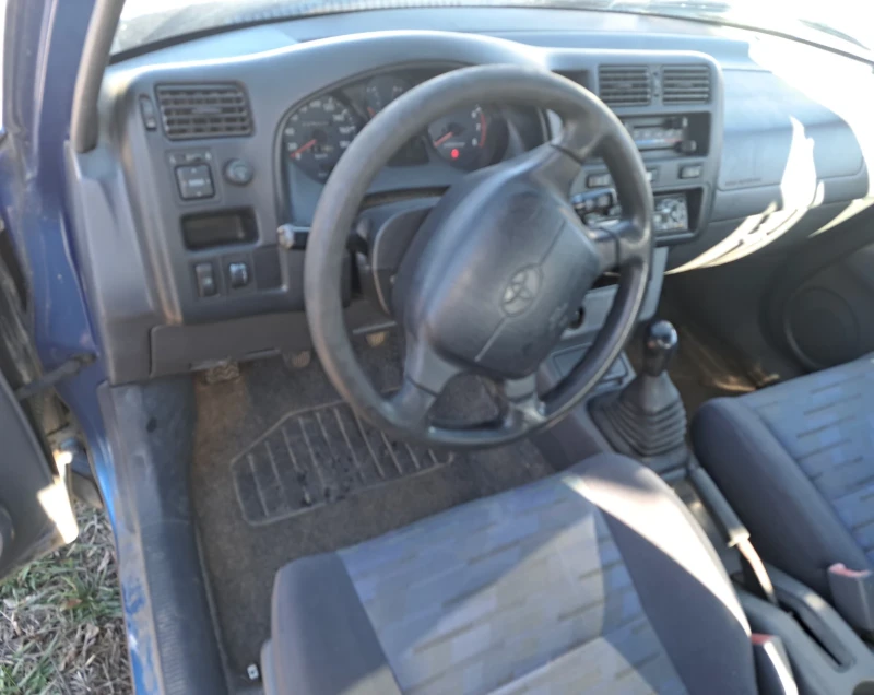 Toyota Rav4 2.0 бензин 4.4 , снимка 4 - Автомобили и джипове - 48898845