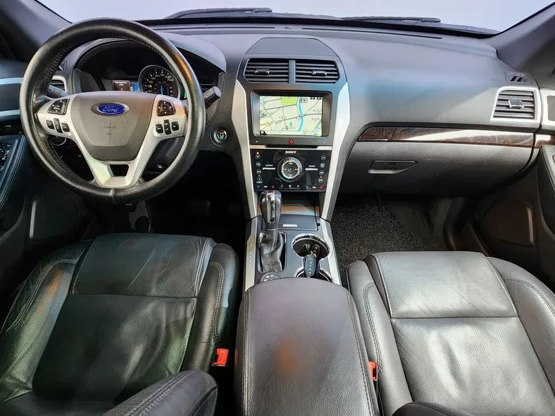 Ford Explorer 3.5 AWD, снимка 7 - Автомобили и джипове - 54350173