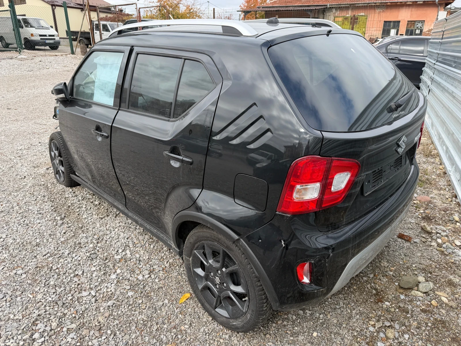Suzuki Ignis 1.2 hybrid avtomatik, снимка 1