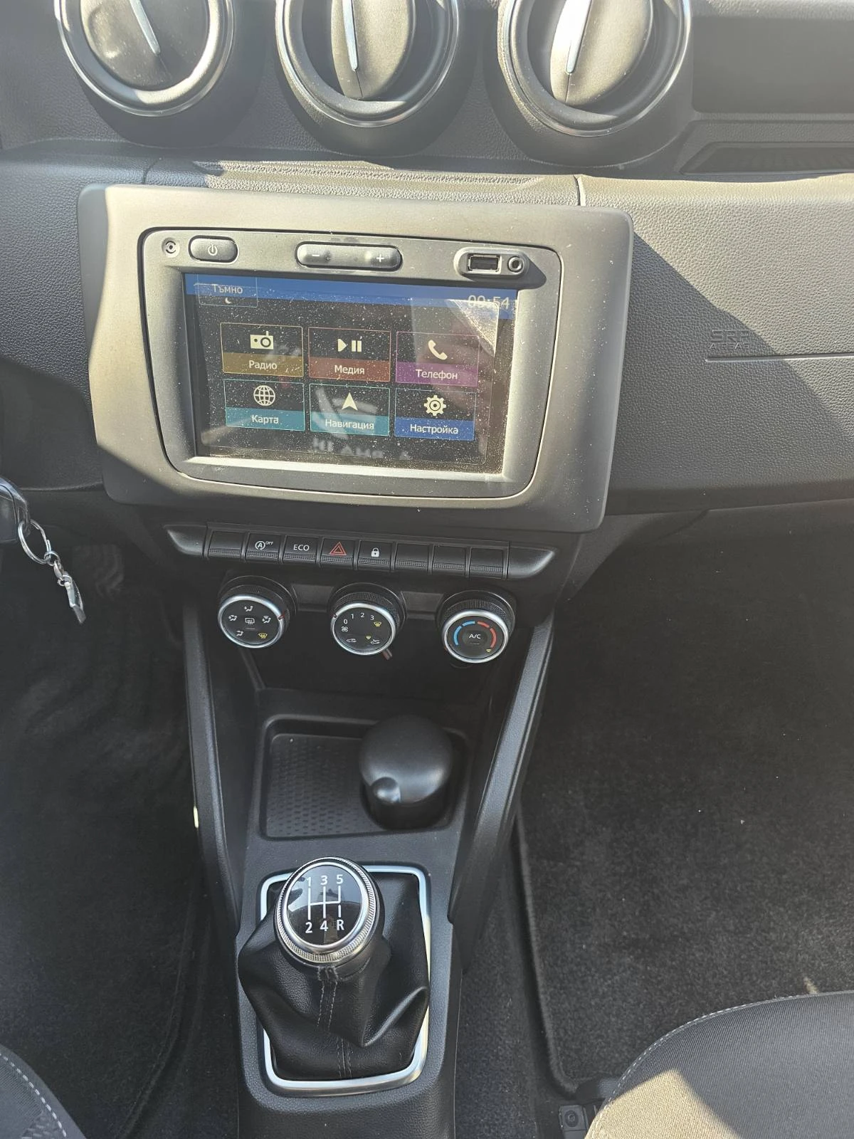 Dacia Duster 1.6 SCe 115 к.с. Бензин Stop & Start LPG* N1 - изображение 9