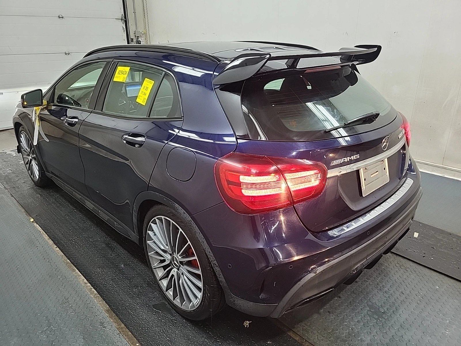 Mercedes-Benz GLA 45 AMG 77, 400 km* CARFAX * АвтоКредит * Цена до България - изображение 4