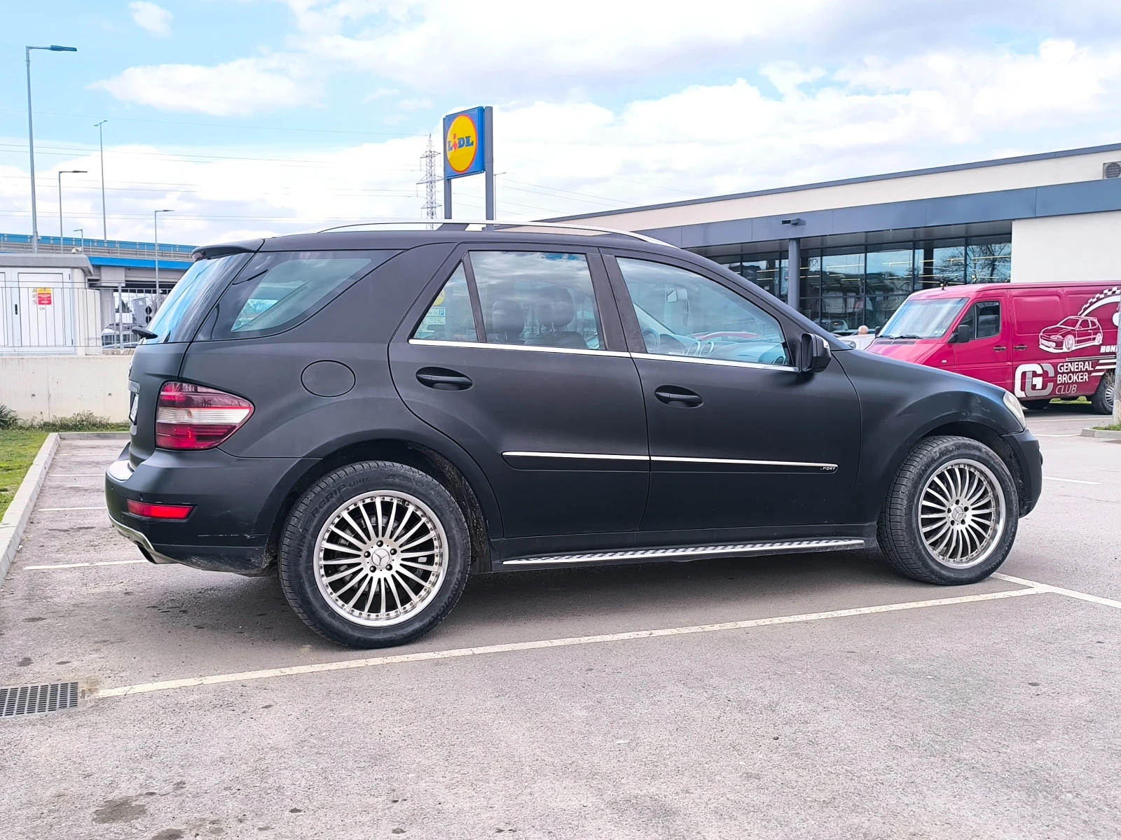 Mercedes-Benz ML 350, снимка 6 - Автомобили и джипове - 53999323