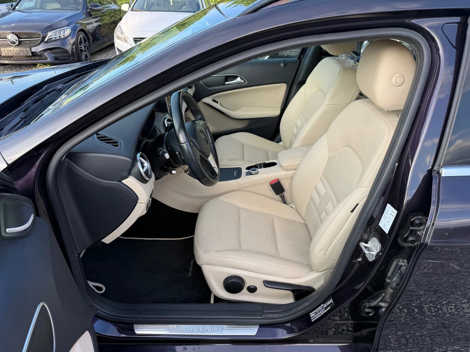 Mercedes-Benz GLA 220 d(177 кс)4MATIC 7G-DCT | harman/kardon | Distronic, снимка 9 - Автомобили и джипове - 54033739