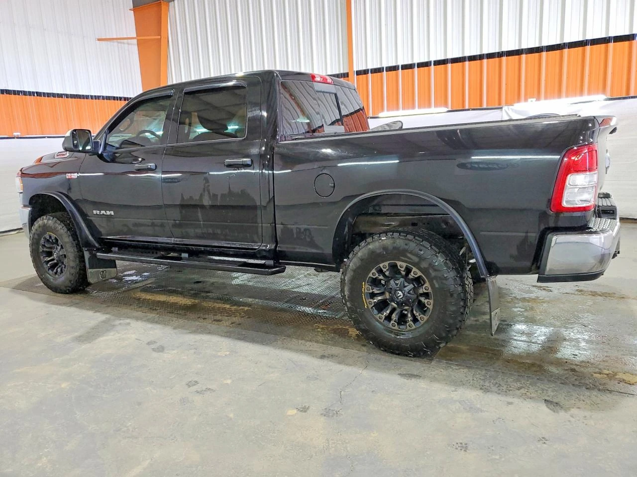 Dodge RAM 2500 6.4l Tradesman, снимка 2 - Автомобили и джипове - 54584944