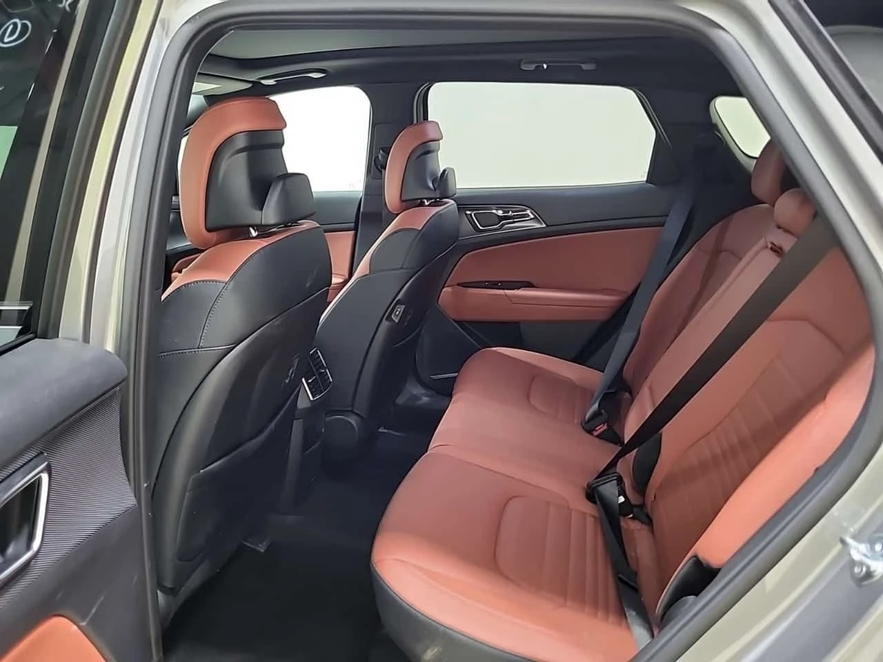 Kia Sportage  | EX PREMIUM | DISTRONIC | PANO | RED INT , снимка 12 - Автомобили и джипове - 54592689