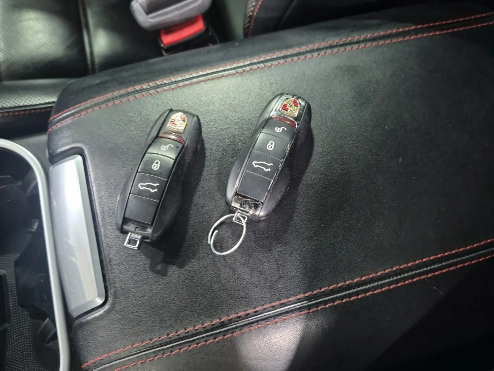 Porsche Cayenne  GTS / CARFAX / ОБДУХВАНЕ / 360 / ПАНОРАМА , снимка 9 - Автомобили и джипове - 55999847