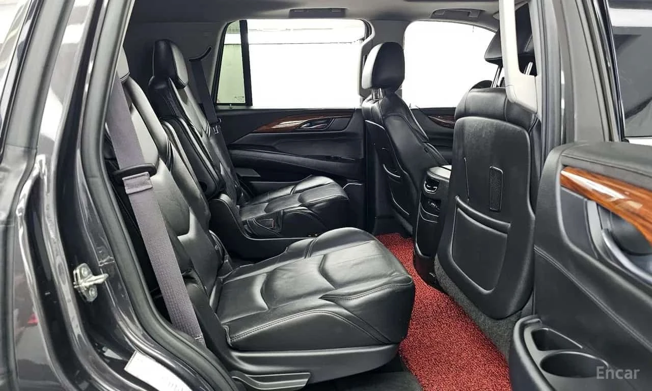 Cadillac Escalade 6.2 /ФИНАНСИРАНЕ/, снимка 12 - Автомобили и джипове - 56165742