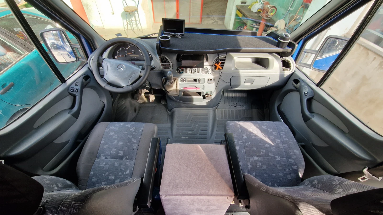Mercedes-Benz Sprinter 313, снимка 9 - Бусове и автобуси - 55215699