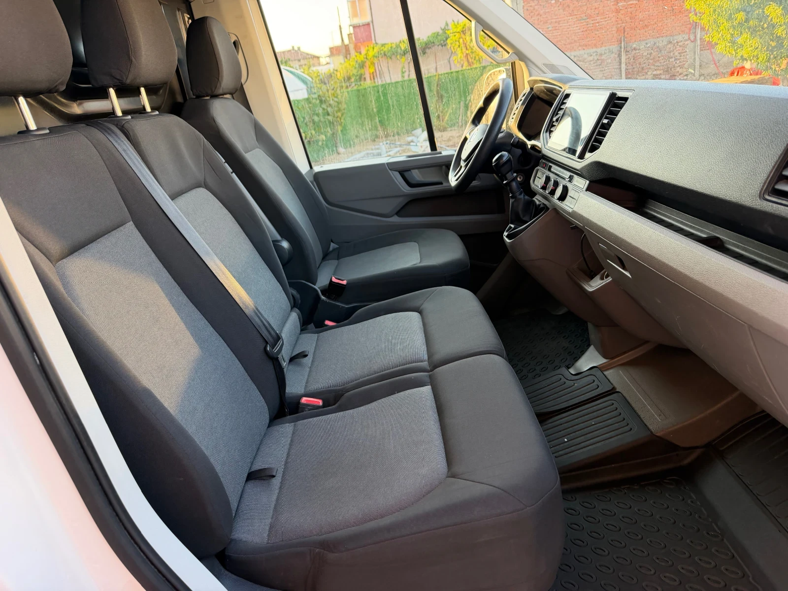 VW Crafter 2.0 177 kc 198 000 �� | Mobile.bg � ����������� 10