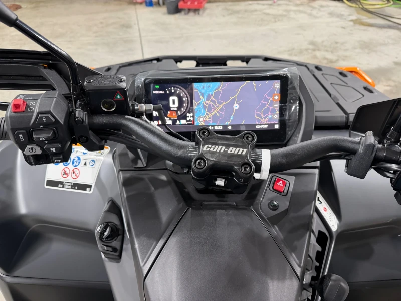 Can-Am Outlander Активни амортисьори SAS, ABS, Apple CarPlay, снимка 8 - Мотоциклети и мототехника - 52714275