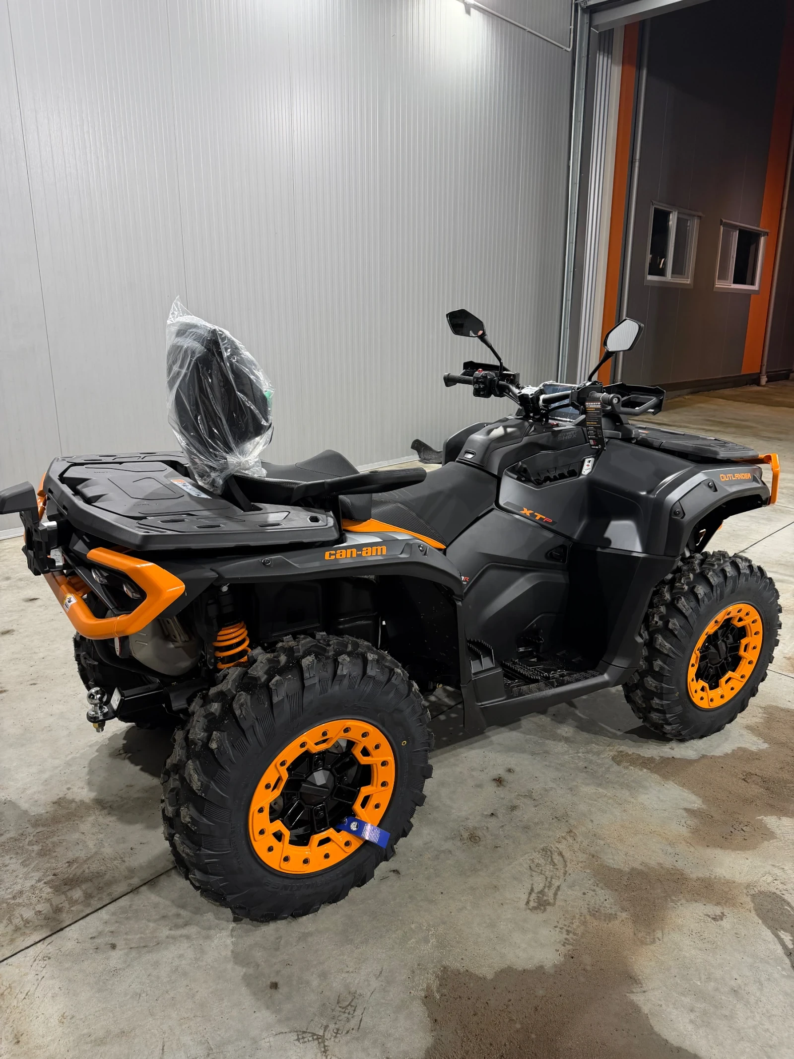 Can-Am Outlander Активни амортисьори SAS, ABS, Apple CarPlay - изображение 4