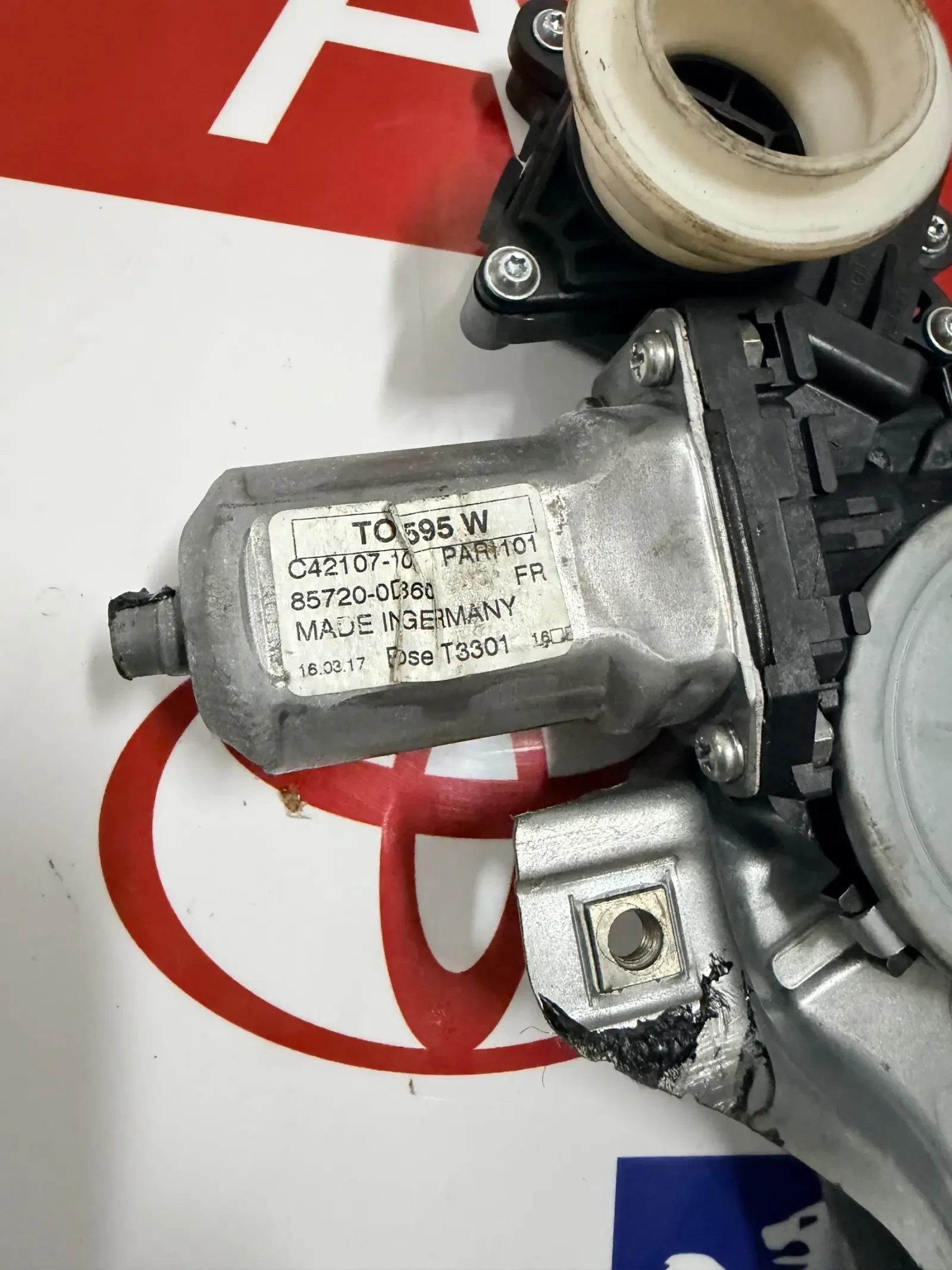 85720-0D360    TOYOTA YARIS 2018 85702-02020 961919-101 C42107-10  | Mobile.bg   3