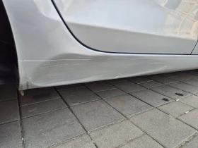 VW Golf - 5100 € / 9974.73 лв. - 15569221 12