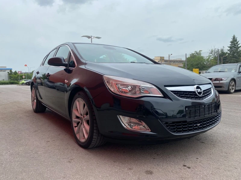 Opel Astra 1.7 CDTI COSMO НАВИГАЦИЯ КОЖА 125 к.с. , снимка 3 - Автомобили и джипове - 45829561