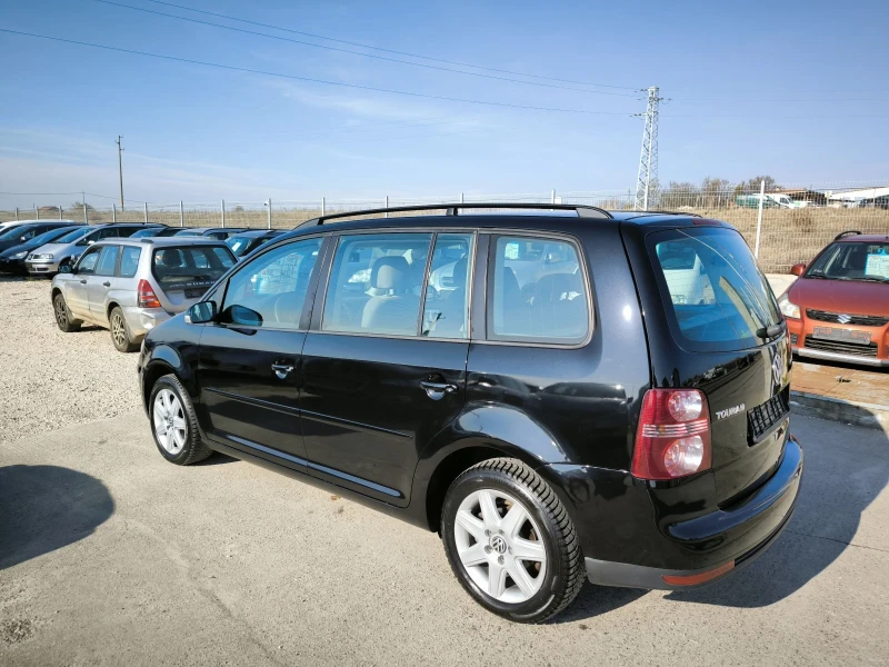 VW Touran 1.9TDI 105kc, снимка 6 - Автомобили и джипове - 48042842