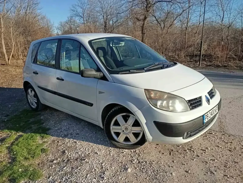 Renault Scenic, снимка 3 - Автомобили и джипове - 48386823