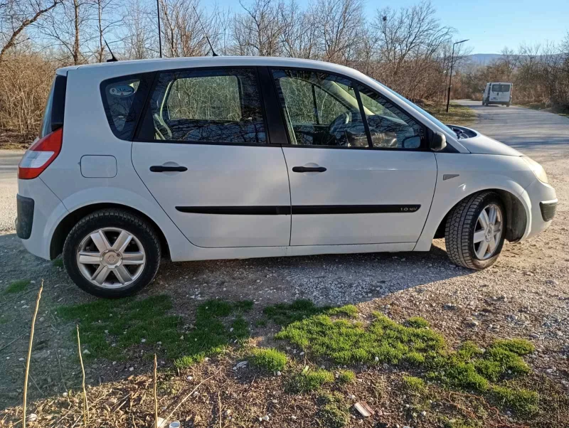 Renault Scenic, снимка 5 - Автомобили и джипове - 48386823