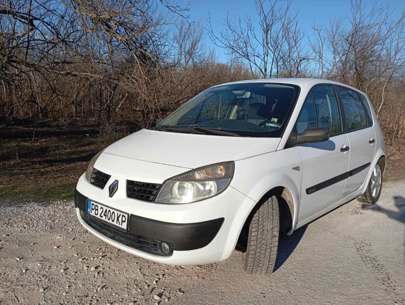 Renault Scenic, снимка 4 - Автомобили и джипове - 48386823