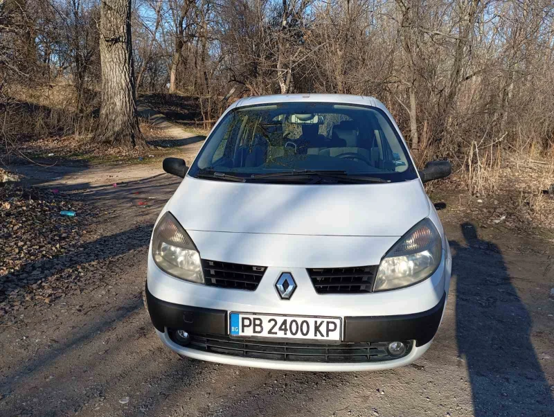 Renault Scenic, снимка 1 - Автомобили и джипове - 48386823