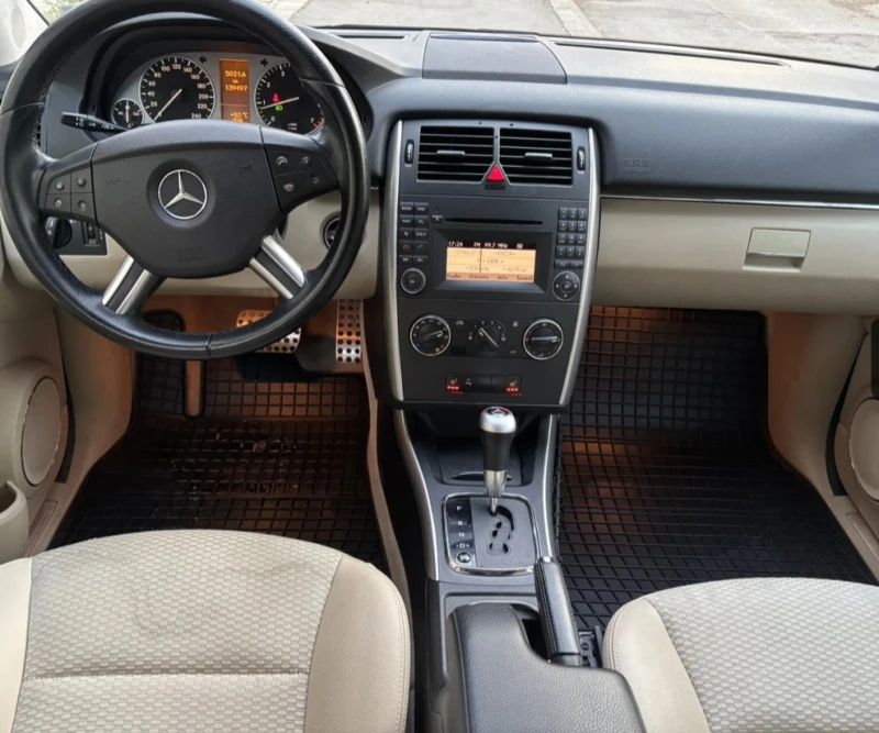 Mercedes-Benz B 180 SportsTourer, снимка 5 - Автомобили и джипове - 48390802