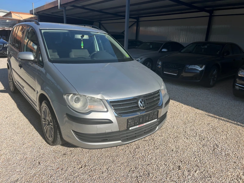 VW Touran Германия перфект, снимка 2 - Автомобили и джипове - 48617623