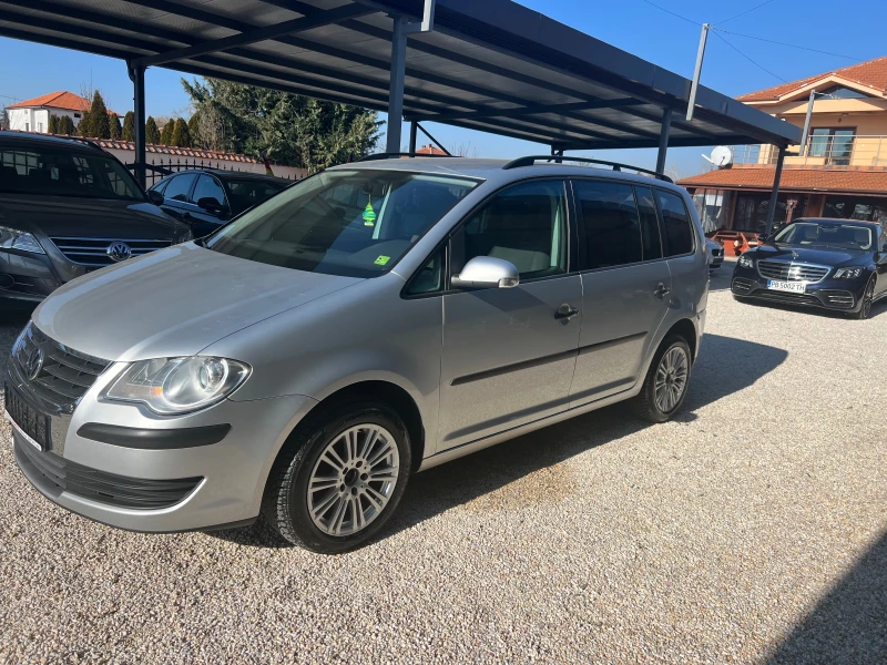 VW Touran Германия перфект, снимка 11 - Автомобили и джипове - 48617623