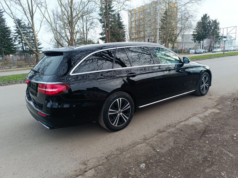 Mercedes-Benz E 220 АВТОМАТИК ЕВРО 6, снимка 5 - Автомобили и джипове - 48902406