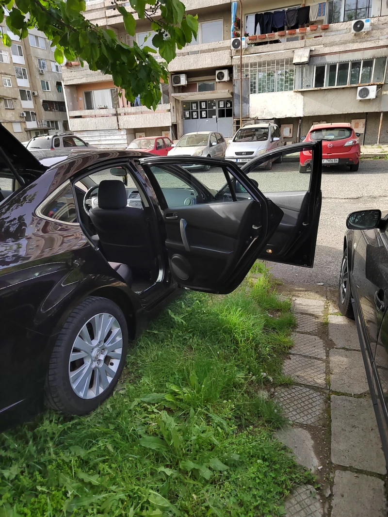 Mazda 6 2.2, снимка 4 - Автомобили и джипове - 49054892