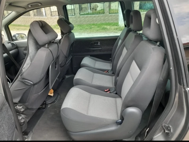 Seat Alhambra, снимка 11 - Автомобили и джипове - 50894368